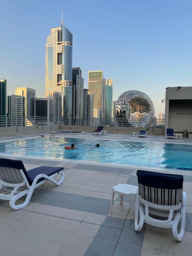 Travelers Backpackers Vandrarhem Dubai Exteriör bild