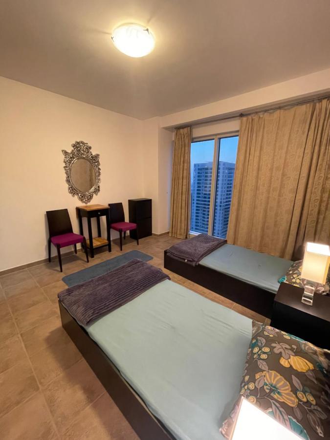 Travelers Backpackers Vandrarhem Dubai Exteriör bild