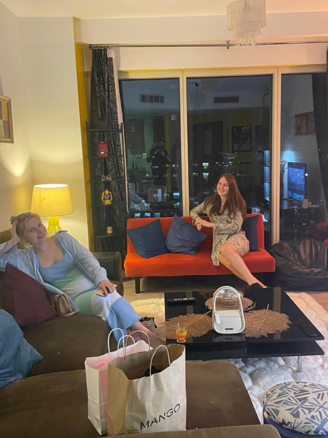 Travelers Backpackers Vandrarhem Dubai Exteriör bild